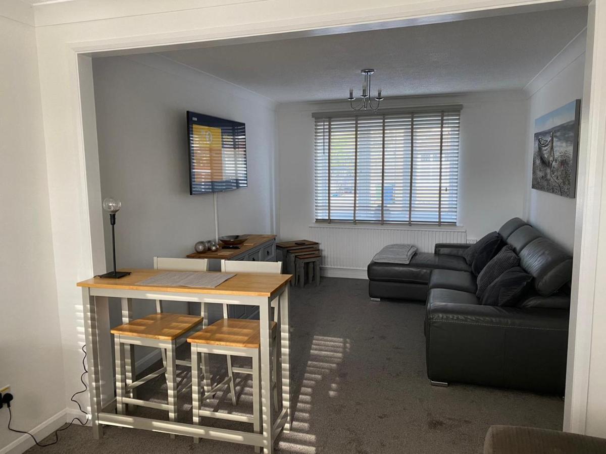 Riverside Park Ground Floor Apartment - St Neots 外观 照片