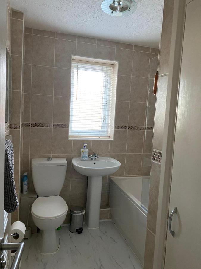 Riverside Park Ground Floor Apartment - St Neots 外观 照片